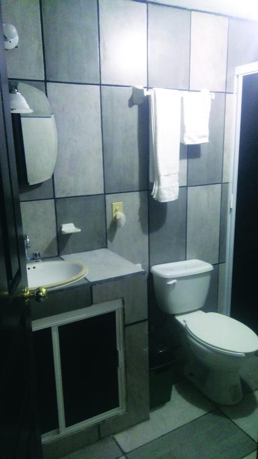 Hotel Falcon Tamasopo Kültér fotó